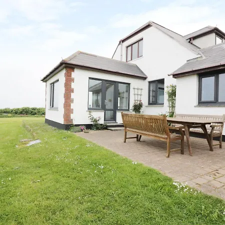 Holiday home Chynoweth Crantock
